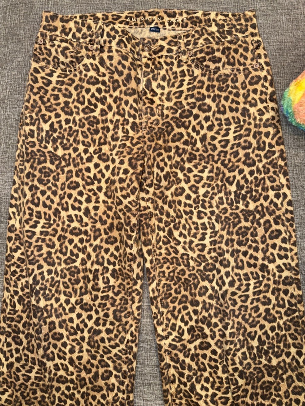 American Eagle Low Rise Cheetah Jeans - Picture 5 of 14